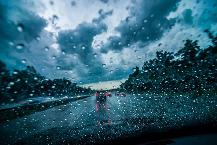 Practical Advice For Driving A Van When The Weather Turns Wild