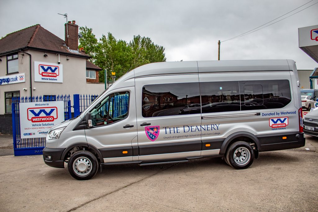 17 Seat Minibus Hire