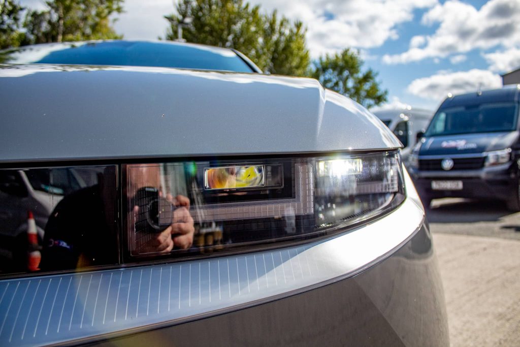 IONIQ 5 pixel headlight