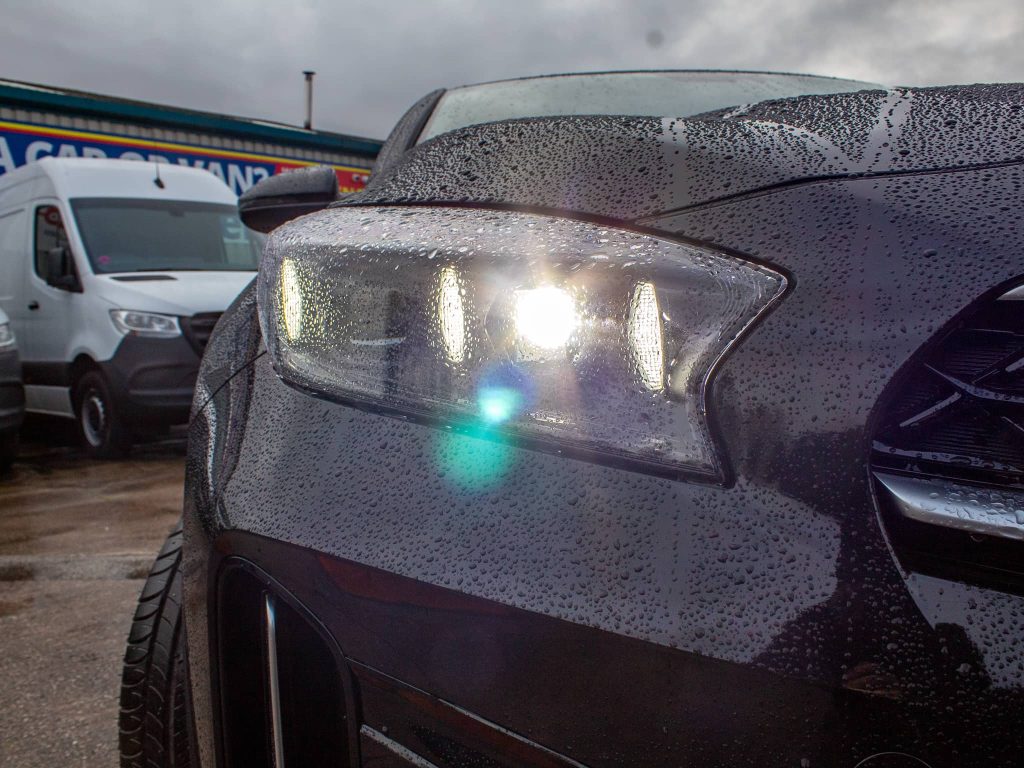 Kia XCeed PHEV headlight