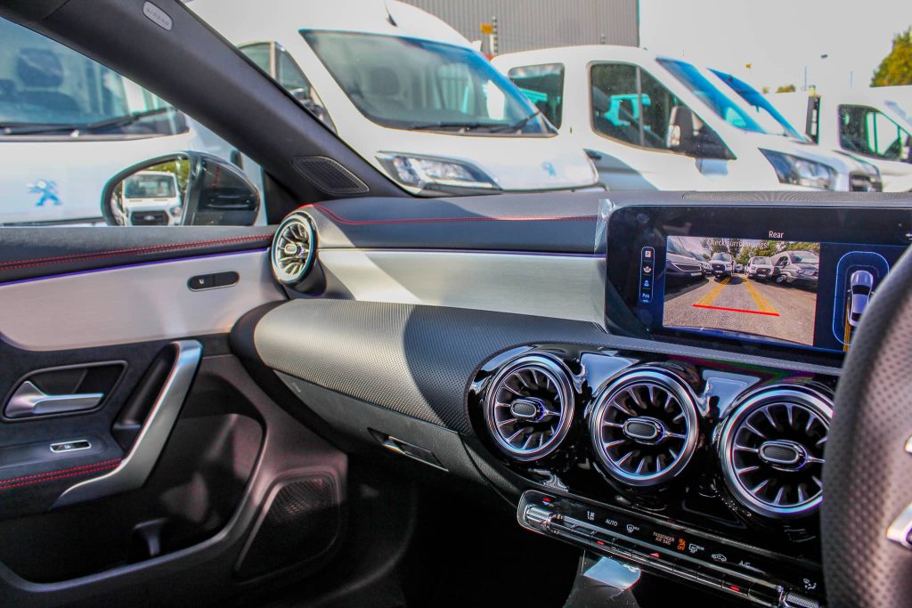 Mercedes CLA reverse camera