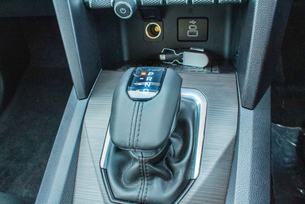 New VW Amarok automatic gear selector