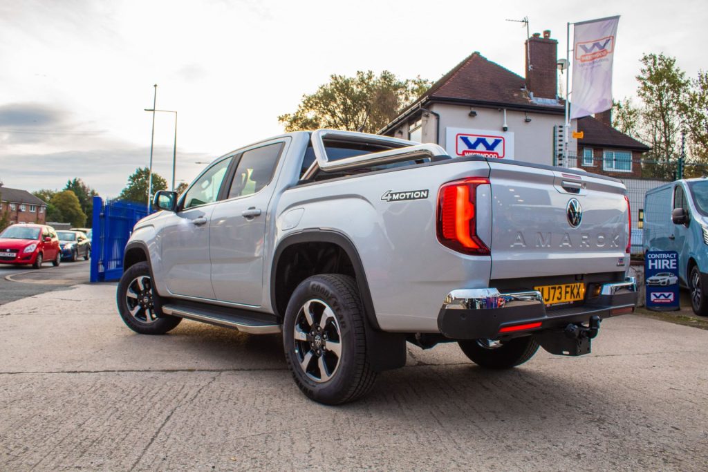 vw amarok rear