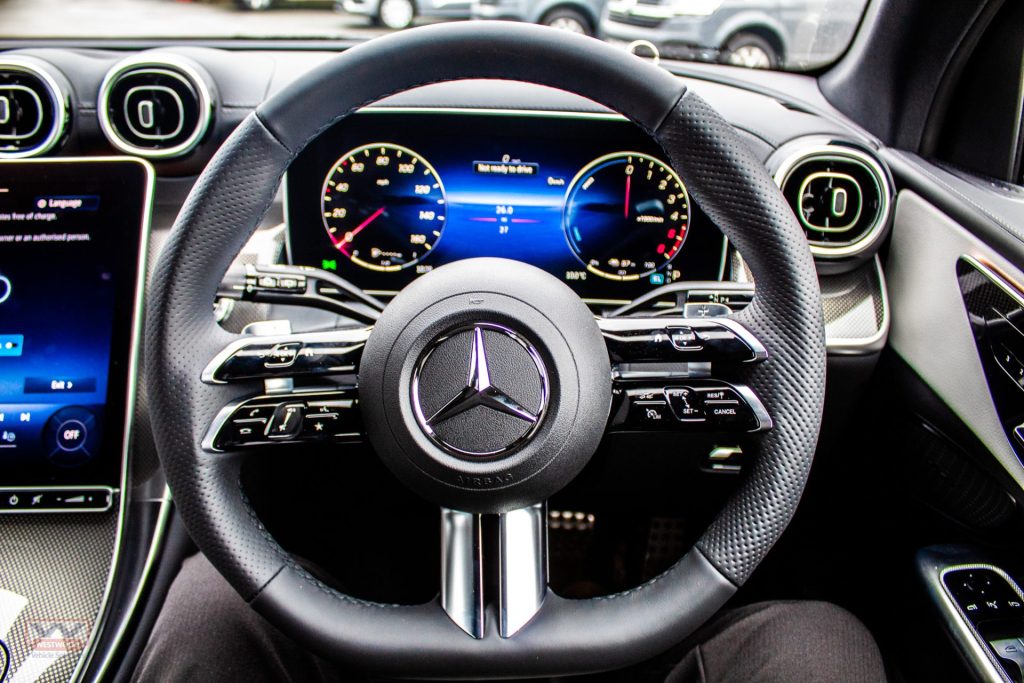 2024 mercedes GLC dash