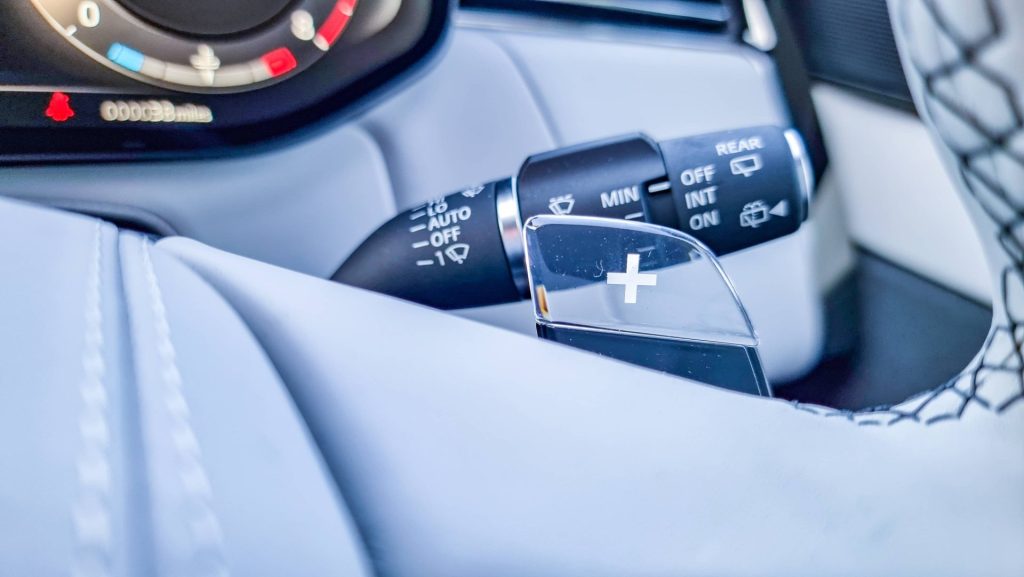 Range Rover Sport SV Edition 2 Shift Paddle