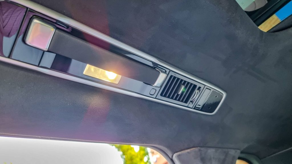Range Rover Sport SV2 interior