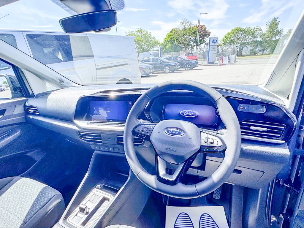 Ford Transit Connect Automatic PHEV 2025