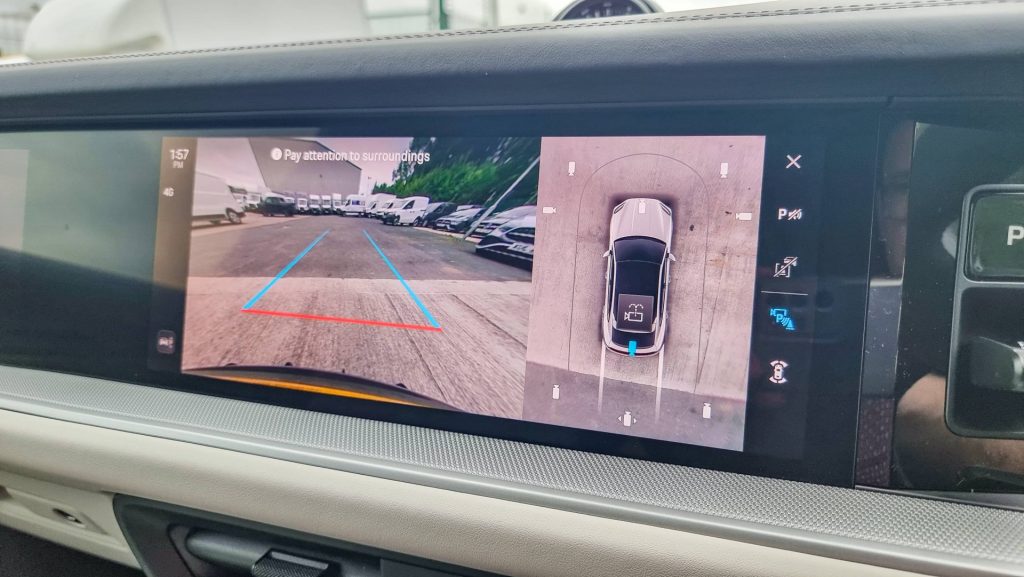 Porsche Cayenne reverse camera