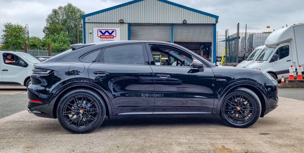 Porsche Cayenne side on