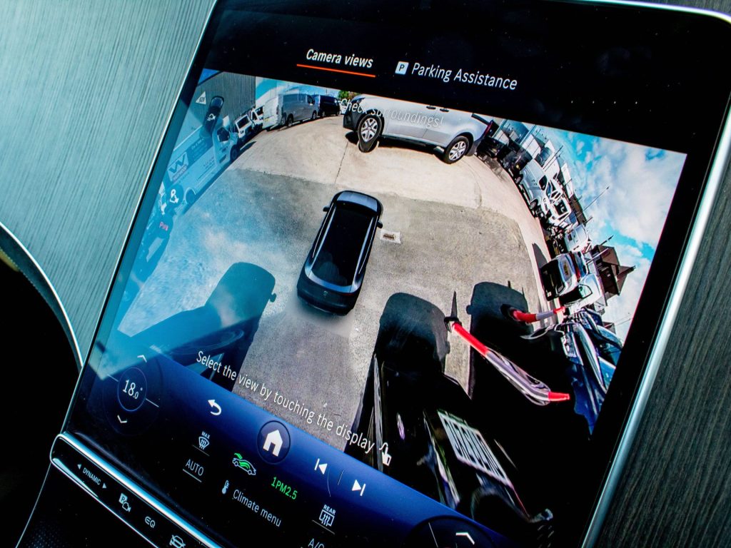 360 degree camera EQE SUV