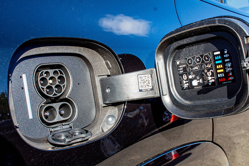 Mercedes EQE SUV DC Charger