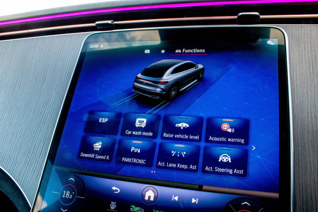 Mercedes EQE SUV touchscreen settings