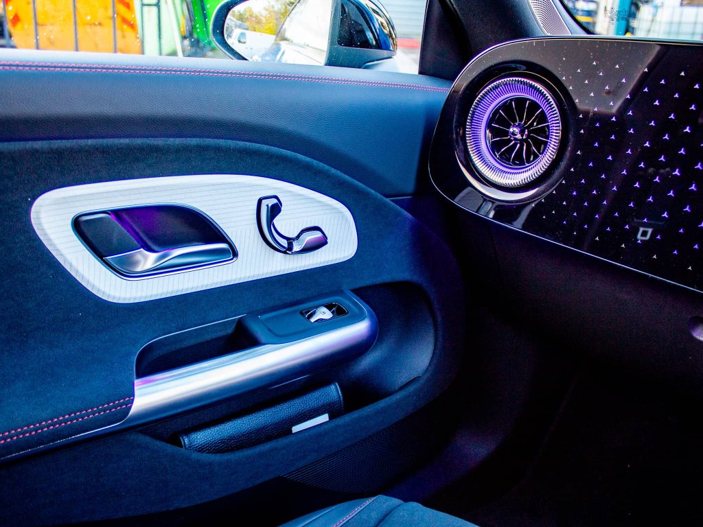 Mercedes CLA 2025 Electric Dash