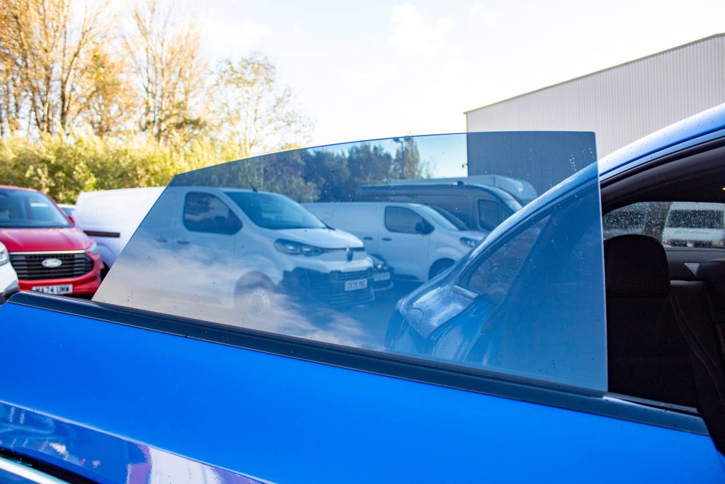 Mercedes CLA Electric Frameless Windows