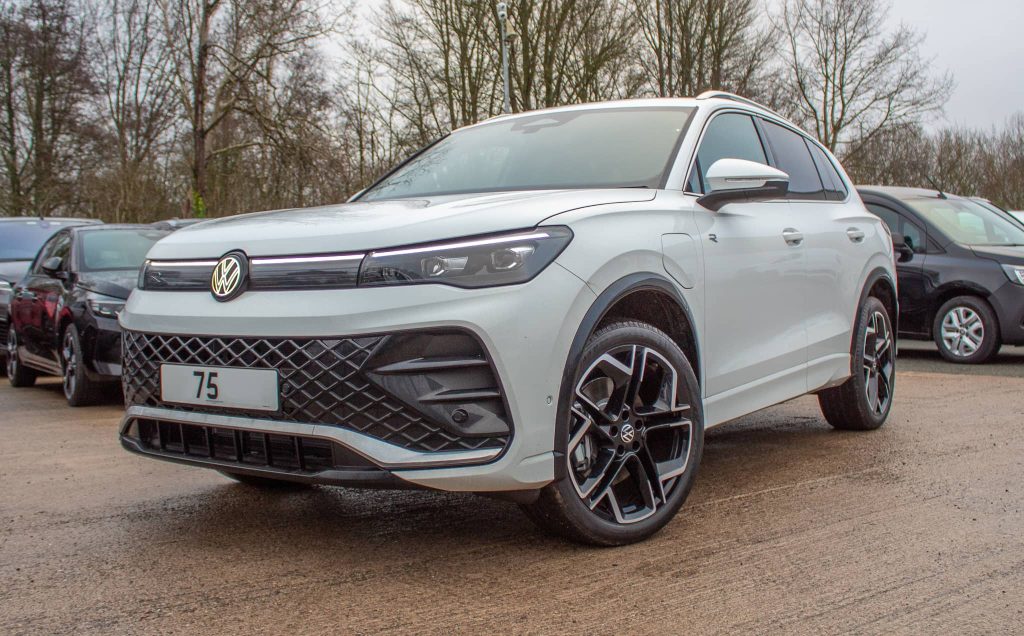 Volkswagen Tiguan R-Line eHybrid company car hire 2026